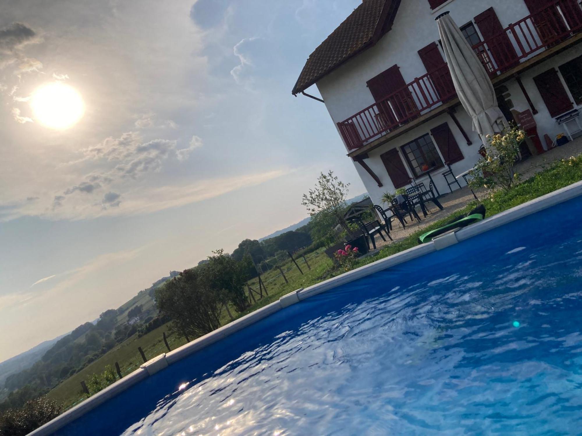 Homestay Olhatsia