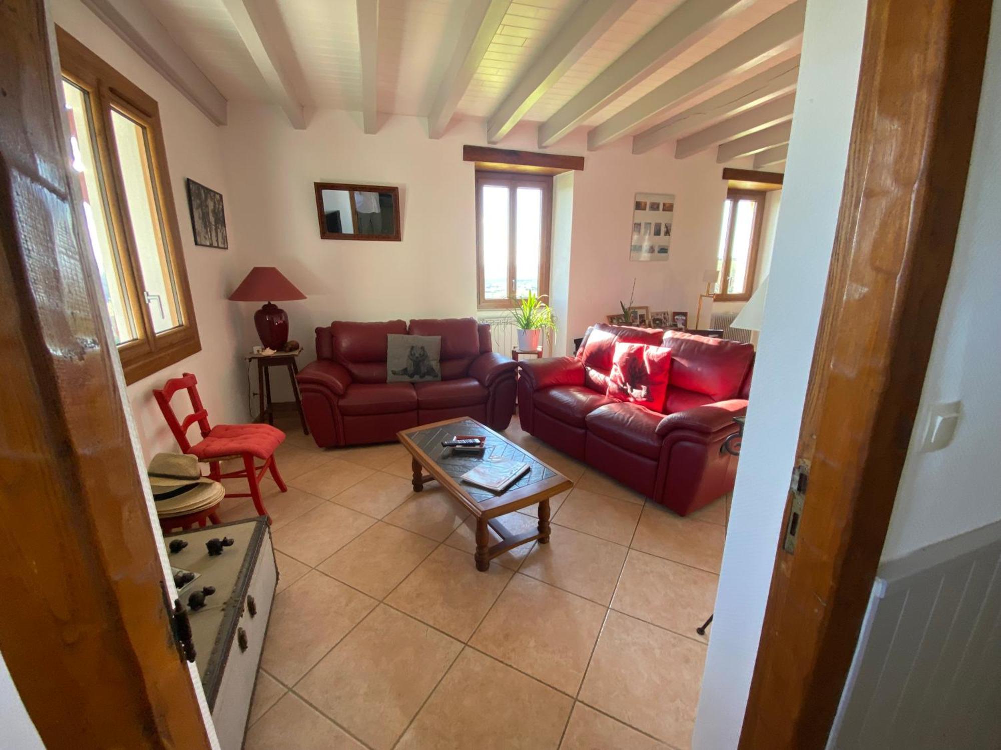 Olhatsia Homestay Ilharre